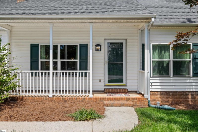 Property image 4 at 121 Doelling Court, Greenville, SC 29609