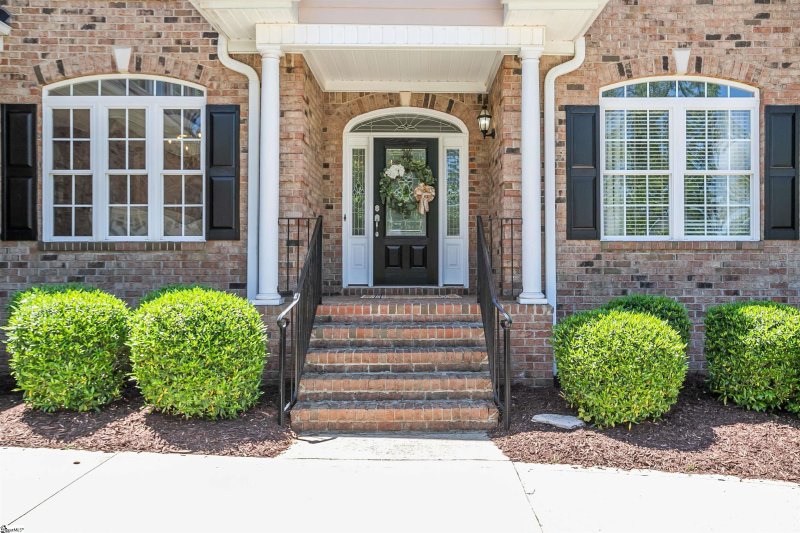 Property image 2 at 111 Tinsley Court, Greenville, SC 29615