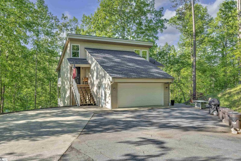 Cedar Creek (Keowee), Sunset Community