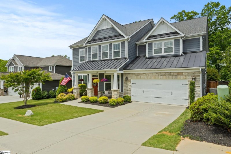 Property image 2 at 916 Lockhurst Drive, Simpsonville, SC 29681