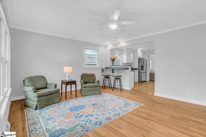 Property image 5 at 8 Queen Aly Alley, Greenville, SC 29611