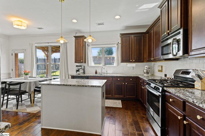 Property image 4 at 706 Airdale Lane, Simpsonville, SC 29680