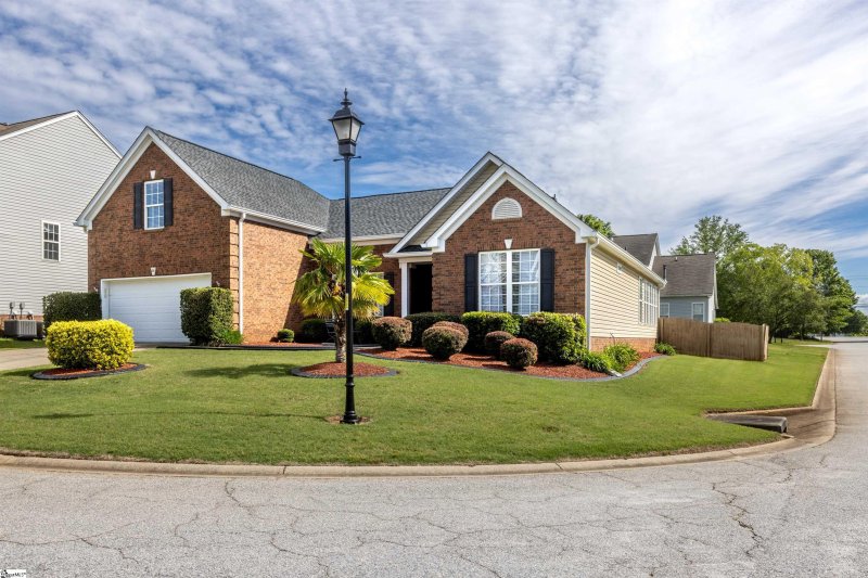 Property image 2 at 47 Ginger Gold Drive, Simpsonville, SC 29681