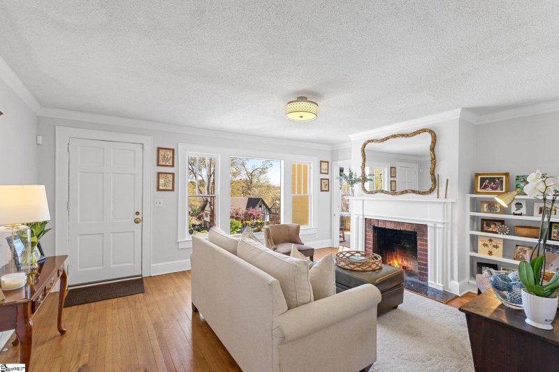 Property image 5 at 408 Cary Street, Greenville, SC 29609