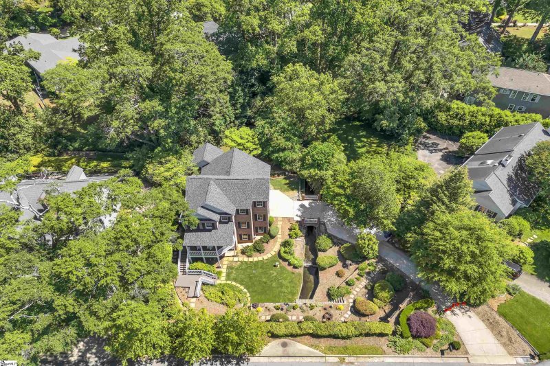 Property image 2 at 49 Lanneau Drive, Greenville, SC 29605