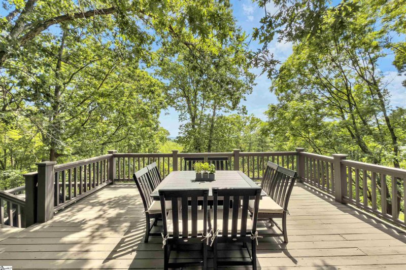 Property image 5 at 404 Audubon Road, Greenville, SC 29609