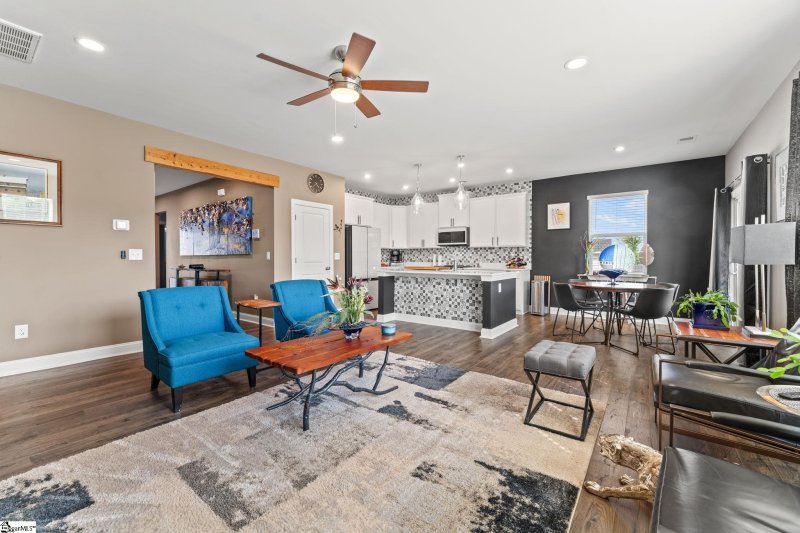 Property image 5 at 925 Maple Grove Way, Greer, SC 29651