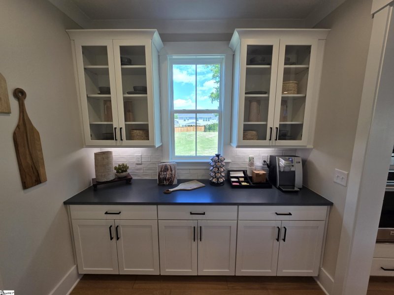 Property image 3 at 517 Tallman Drive, Fountain Inn, SC 29644