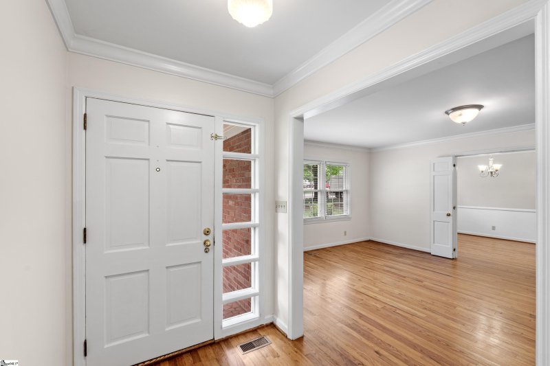 Property image 5 at 5 Covington Road, Greenville, SC 29609