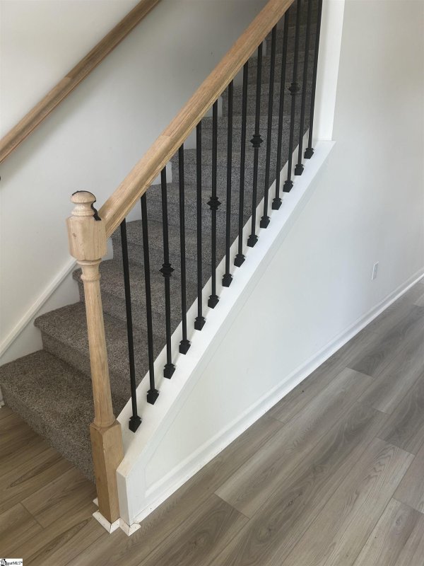 Property image 3 at 607 Hemsford Drive, Greenville, SC 29605