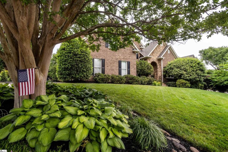 Property image 2 at 5 Marlis Court, Greer, SC 29650