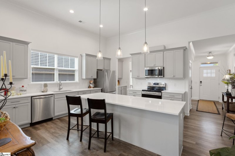 Property image 3 of 504 Alan Jeffrey Avenue in Asher Farms, Greer, SC 29651