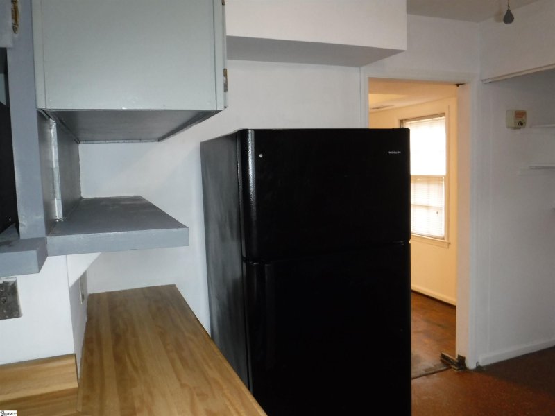 Property image 4 of 31 Summercreek Drive in Fernwood, Spartanburg, SC 29307