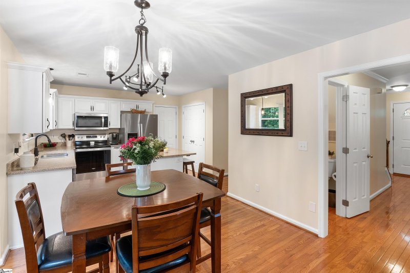 Property image 4 at 26 Willow Oak Court, Simpsonville, SC 29681