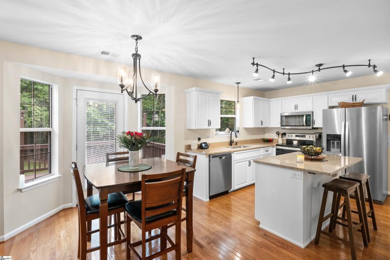 Property image 5 at 26 Willow Oak Court, Simpsonville, SC 29681