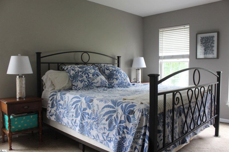 Property image 4 of 708 Sugar Maple Court in Parks Grove, Fountain Inn, SC 29644