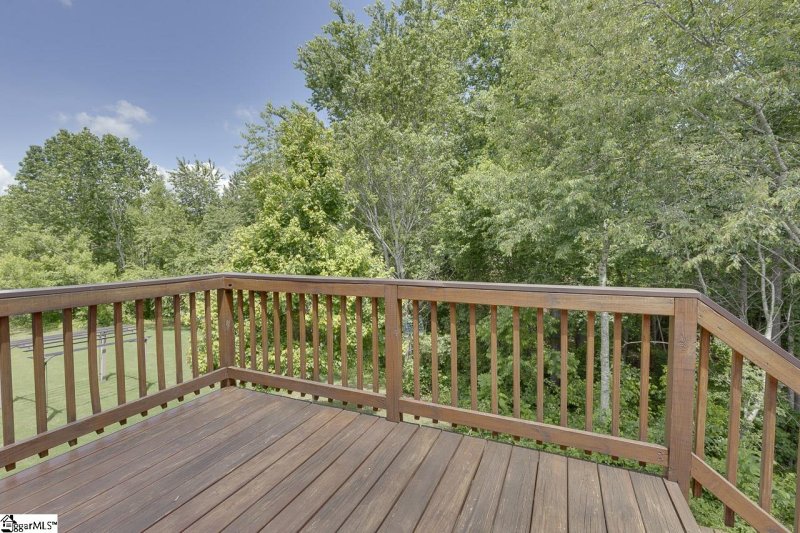 Property image 3 at 325 Castleton Circle, Boiling Springs, SC 29316