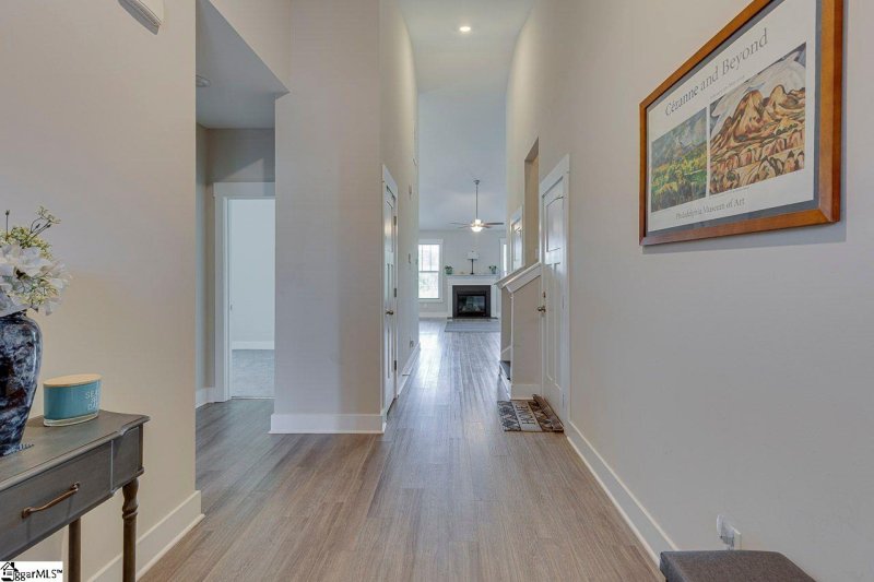 Property image 5 at 229 Foxbank Circle, Greer, SC 29651