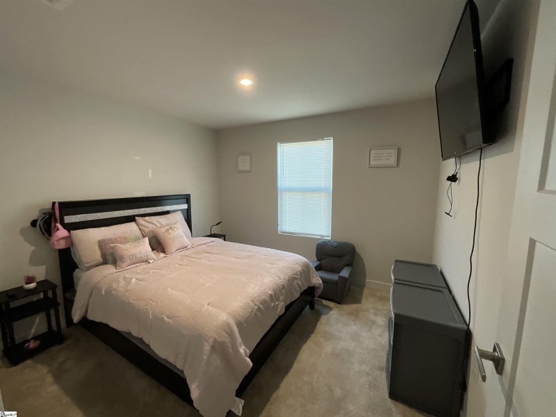 Property image 5 at 402 Sidney Wilson Court, Greenville, SC 29681-6185