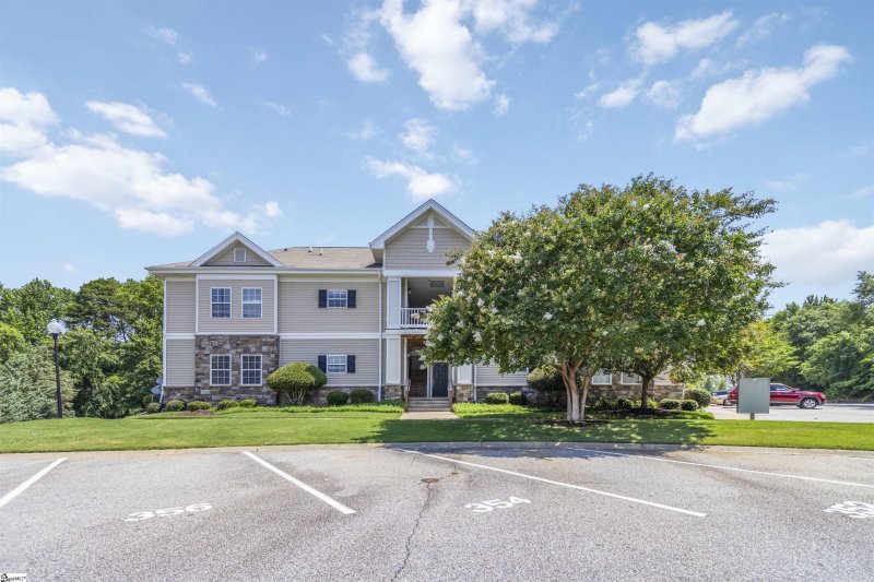 356 Easterlin Way