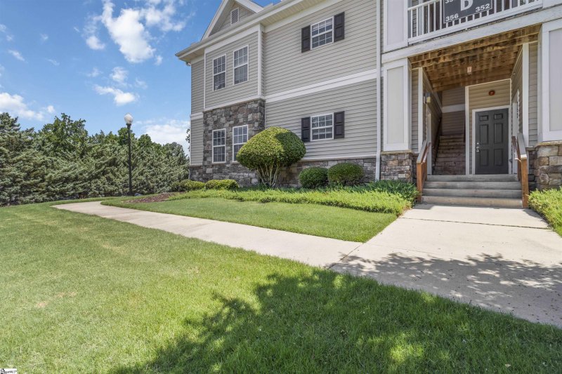 Property image 3 of 356 Easterlin Way in Woodruff Crossing, The Townes at, Greenville, SC 29607