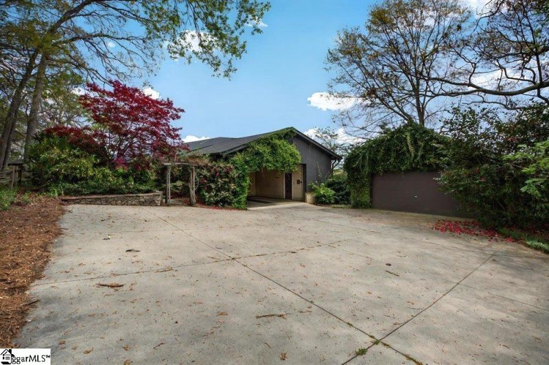 Property image 5 of 2916 Rambling Path in Country Place, Anderson, SC 29621