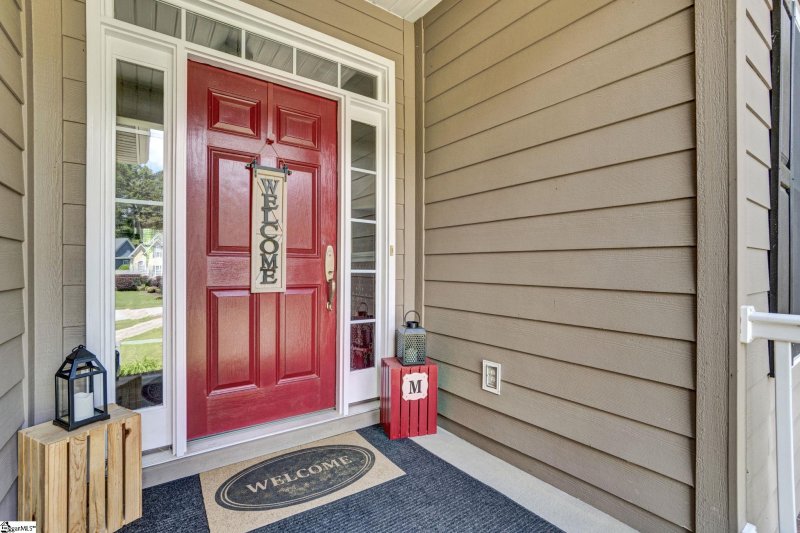 Property image 2 of 5 Laurelcrest Lane in Cherokee Valley, Travelers Rest, SC 29690-8188
