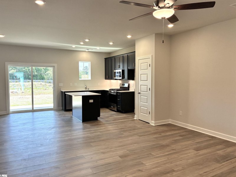 Property image 3 of 217 Crimson Tree Court in Holly Ridge, Greenville, SC 29607