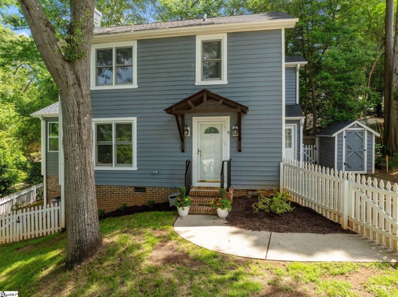 Property image 3 at 9 Moultrie Street, Greenville, SC 29605