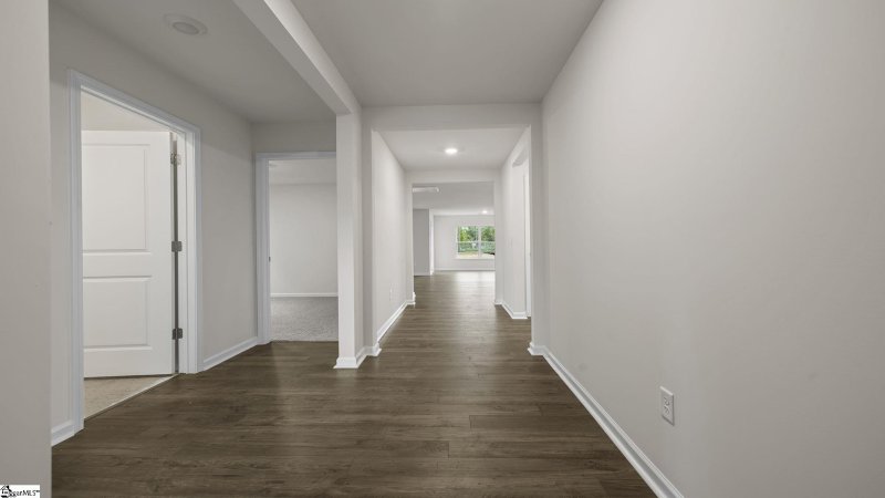 Property image 2 at 107 Larson Lane, Greenwood, SC 29646