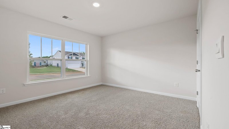 Property image 4 at 107 Larson Lane, Greenwood, SC 29646