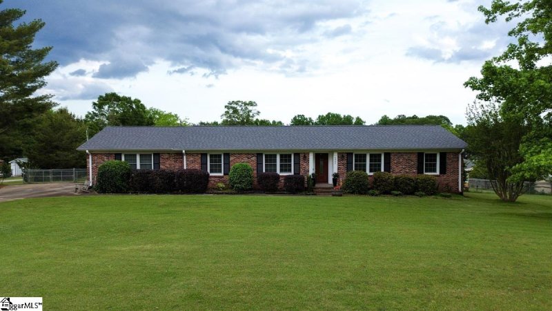 1201 Three Bridges Road