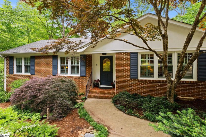 Property image 2 at 4 Mill Estate Road, Taylors, SC 29687-5108