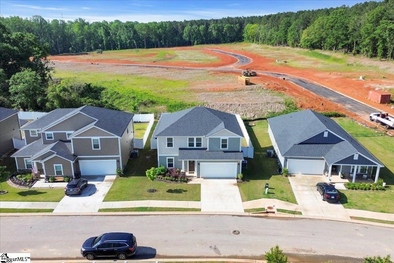 Property image 3 of 204 Hazelcroft Drive in Wexford Park, Fountain Inn, SC 29644