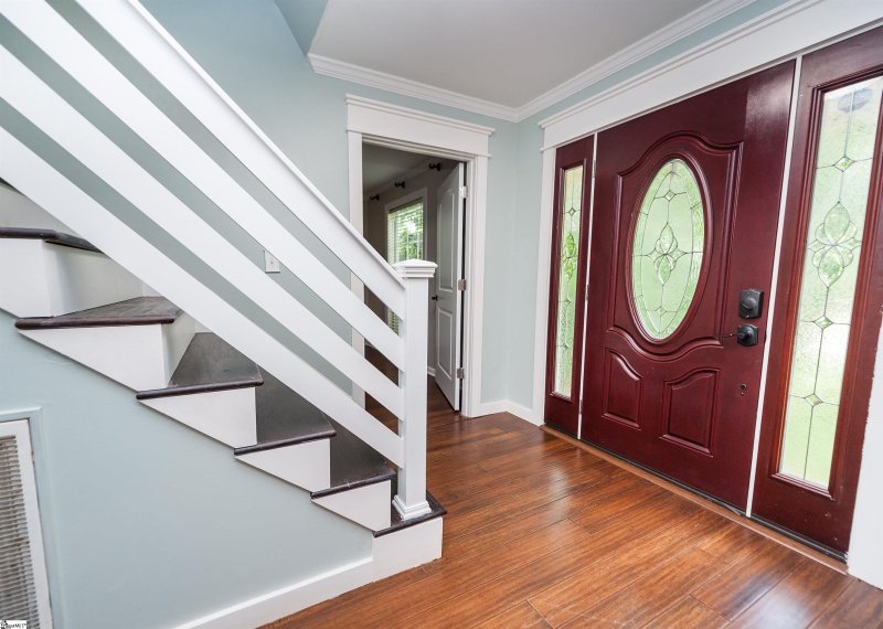 Property image 3 at 266 Creekridge Drive, Spartanburg, SC 29301