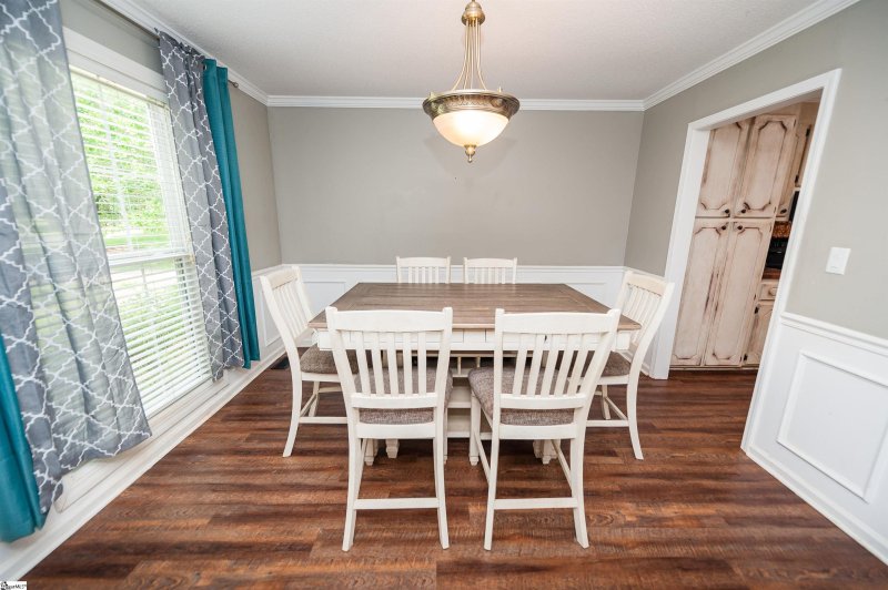 Property image 4 at 266 Creekridge Drive, Spartanburg, SC 29301