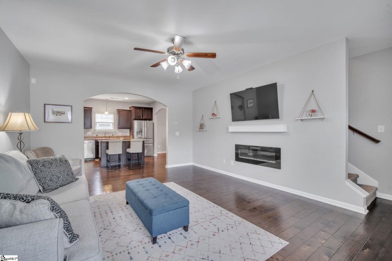 Property image 3 at 1 Gentle Winds Way, Greenville, SC 29605