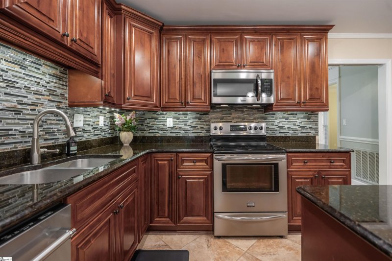 Property image 2 at 308 Summerplace Way, Greer, SC 29650