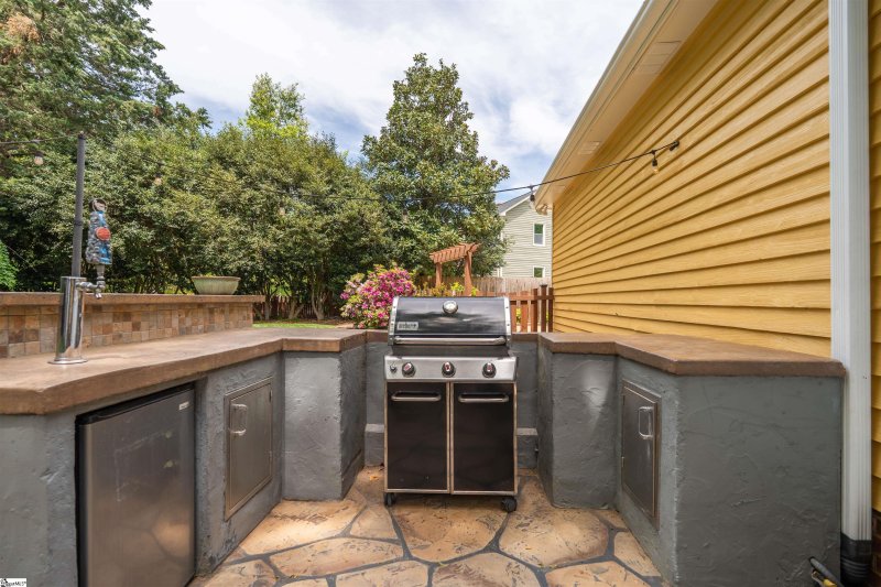 Property image 3 at 308 Summerplace Way, Greer, SC 29650