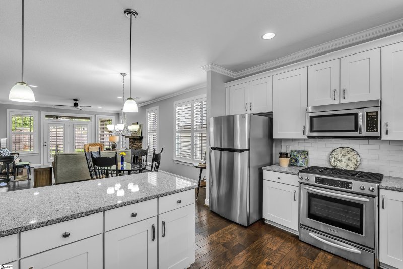 Property image 5 at 302 Owasso Drive, Greenville, SC 29615