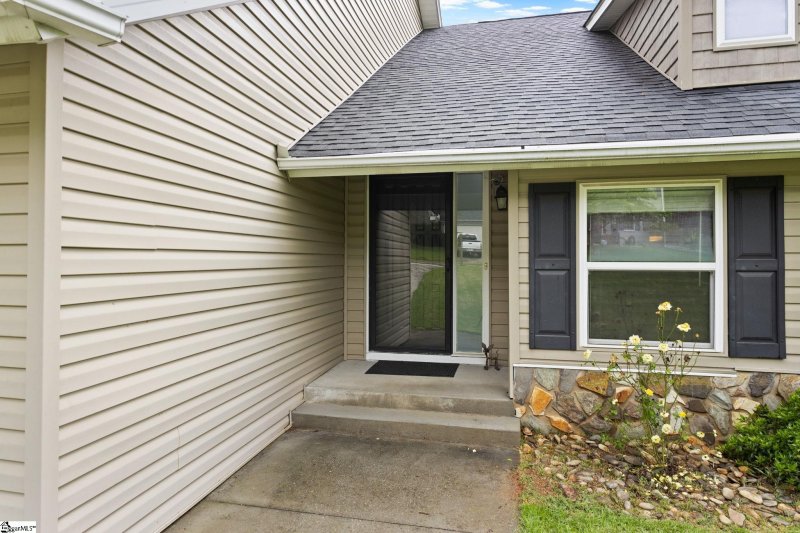 Property image 2 at 21 Pebble Creek Way, Taylors, SC 29687