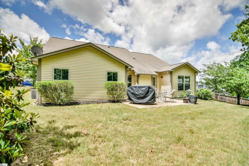 Property image 4 at 3 Wisner Court, Simpsonville, SC 29681