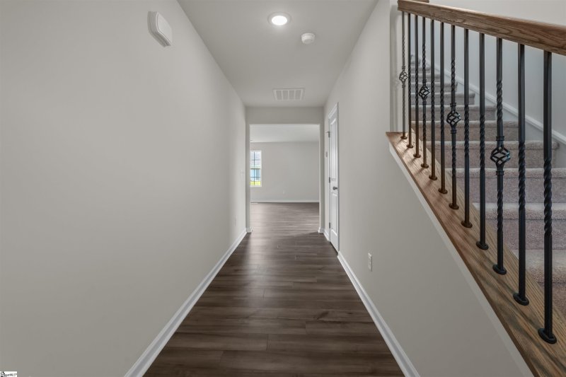 Property image 3 at 1051 Cleveland Meadows Trail, Spartanburg, SC 29303