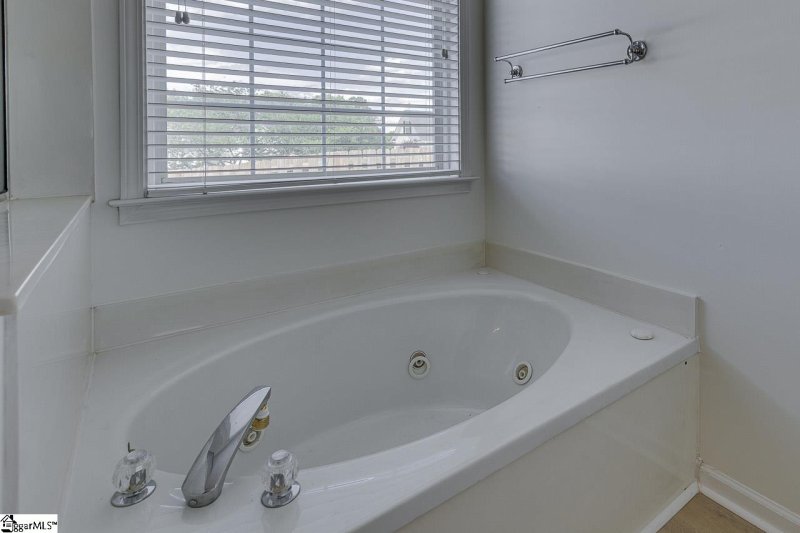 Property image 4 at 35 Cedar Rock Drive, Greer, SC 29650