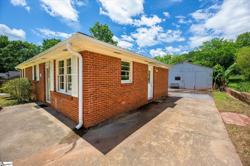 Property image 5 at 106 Gayle Street, Piedmont, SC 29673