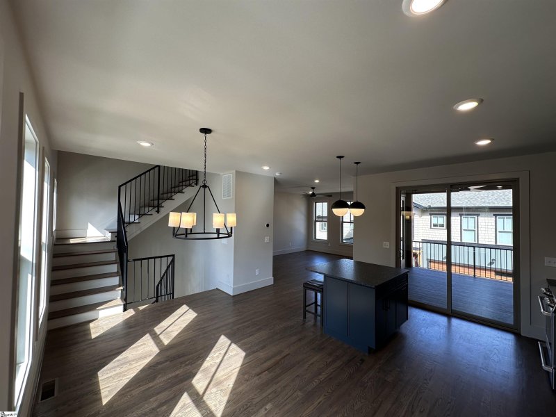 Property image 4 at 706 Anderson Road, Greenville, SC 29601