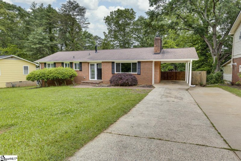 Property image 5 at 422 Fairmont Drive, Greenville, SC 29605