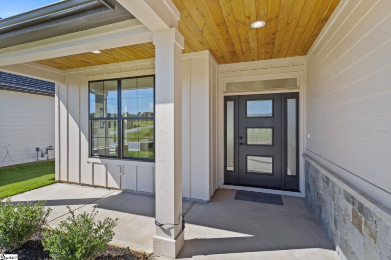 Property image 3 of 307 Eagle Mill Lane in Manegate Cottages, Greer, SC 29651