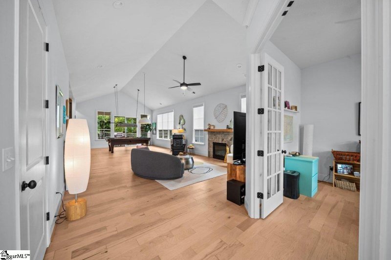 Property image 3 at 140 Winding Rock Road, Simpsonville, SC 29680