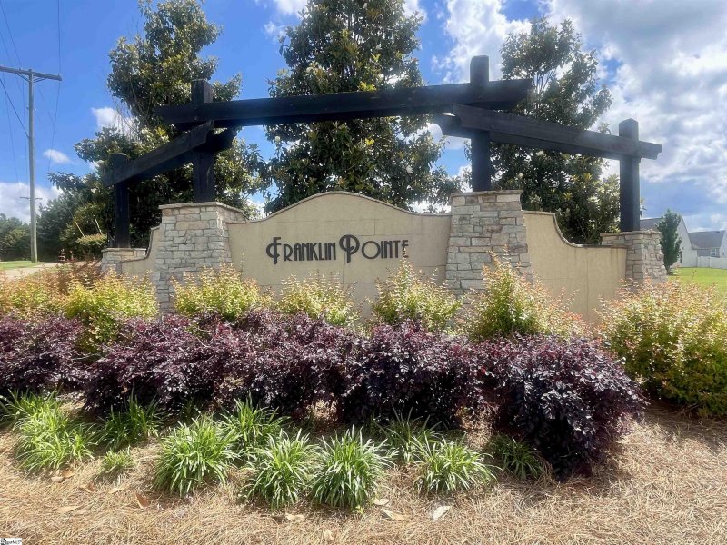 Property image 2 at 374 Bucklebury Road, Greer, SC 29651